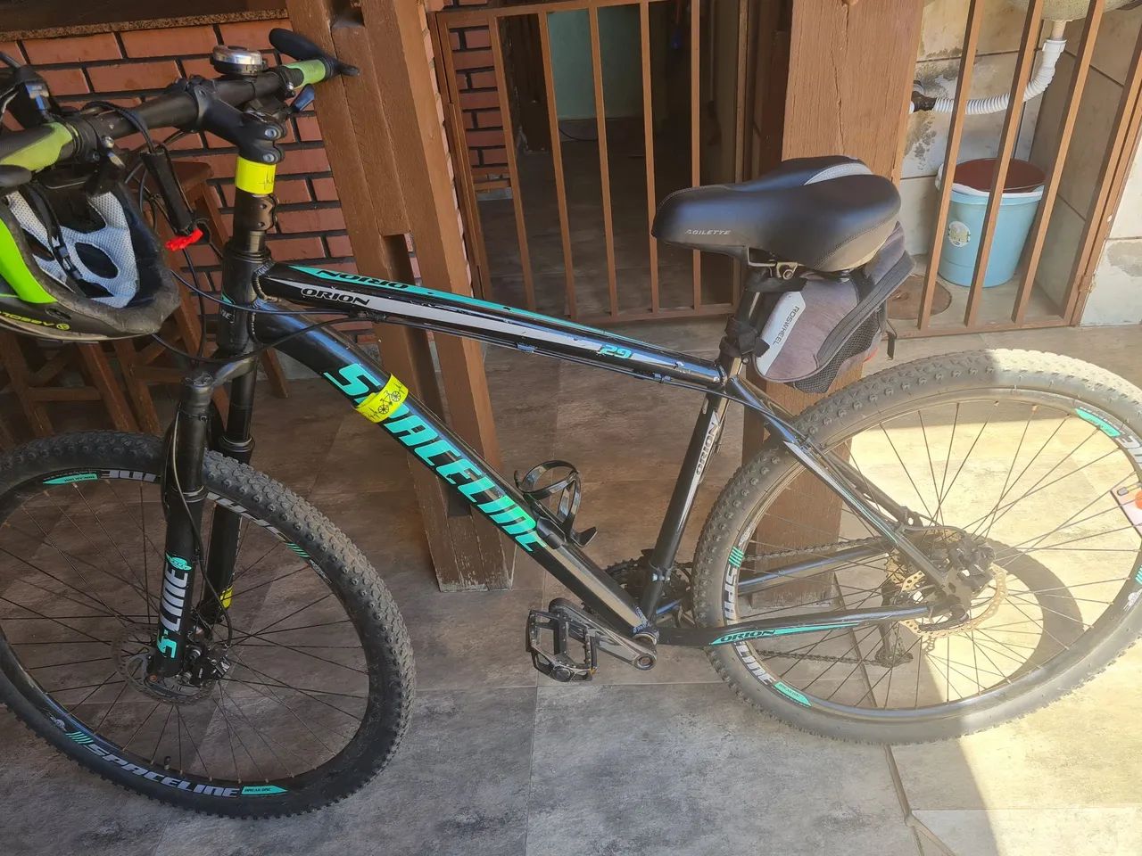 Bike com acessórios 