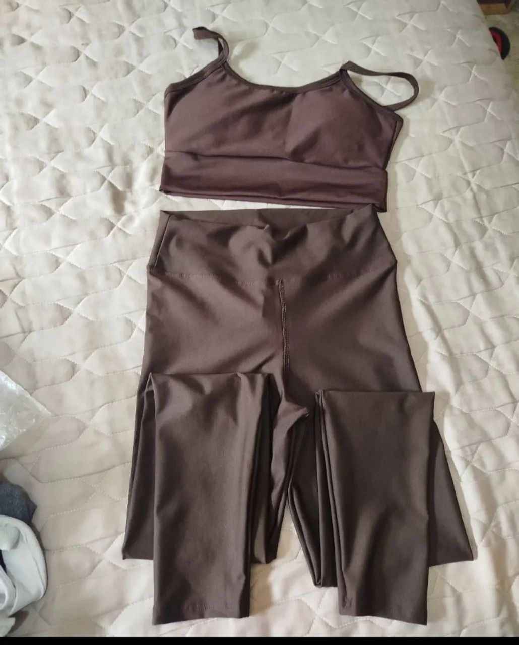 Calça + top 