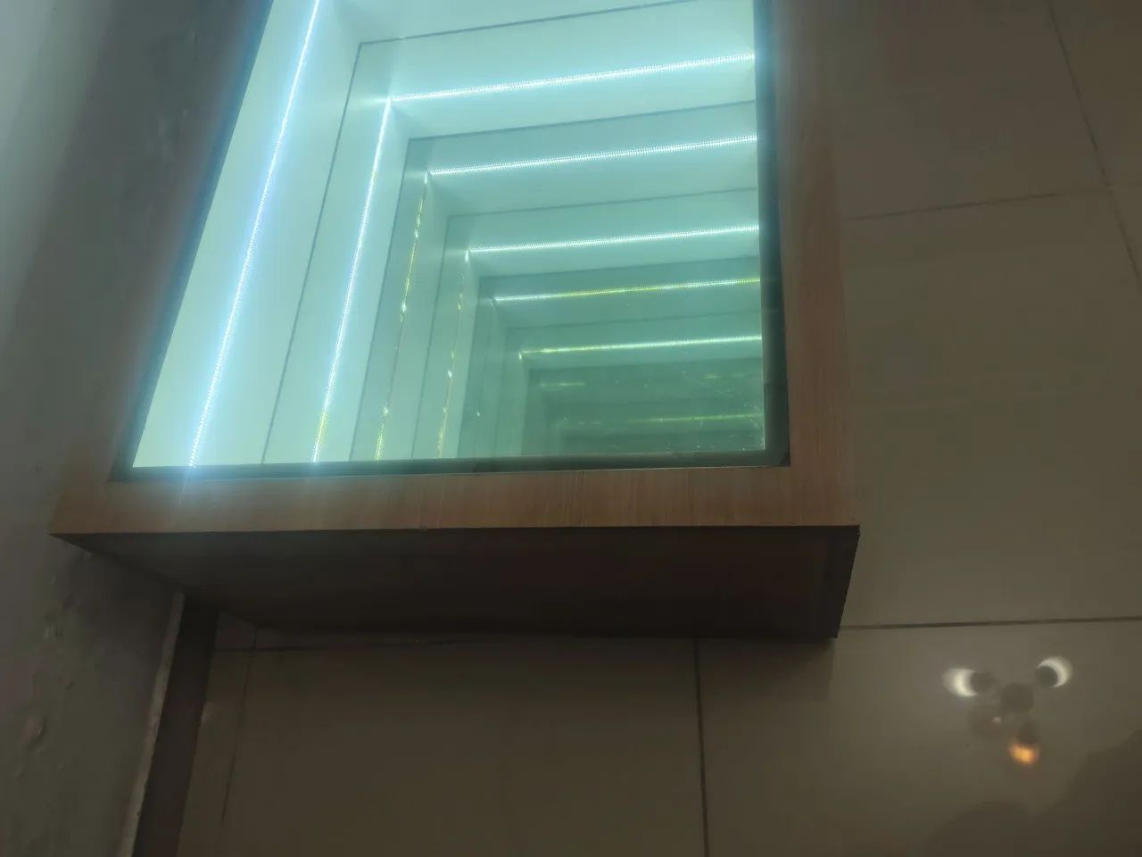 Vende mesa de centro com fundo infinito contato * - Foto 3