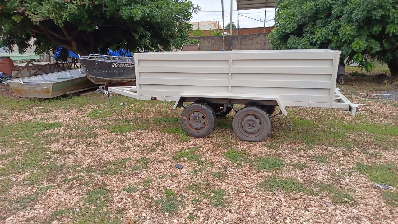 Vendo carretinha trucada 