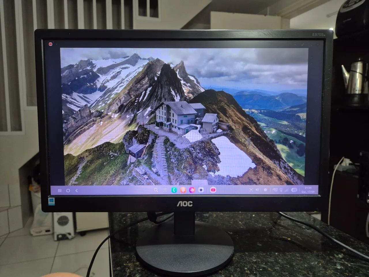 Monitor AOC impecável 20 polegadas  - Foto 2