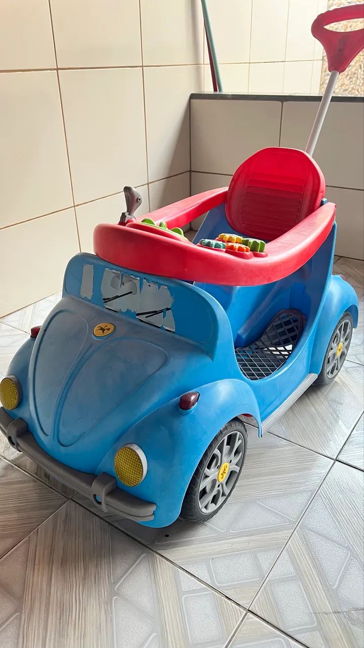 Fusca infantil com pedal 