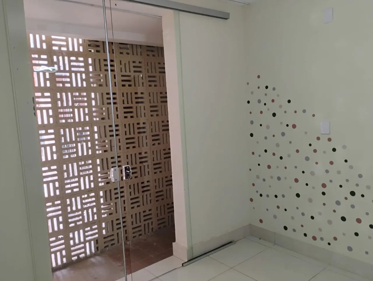 Excelente Sala com Secretária no Setor Sul - Foto 4