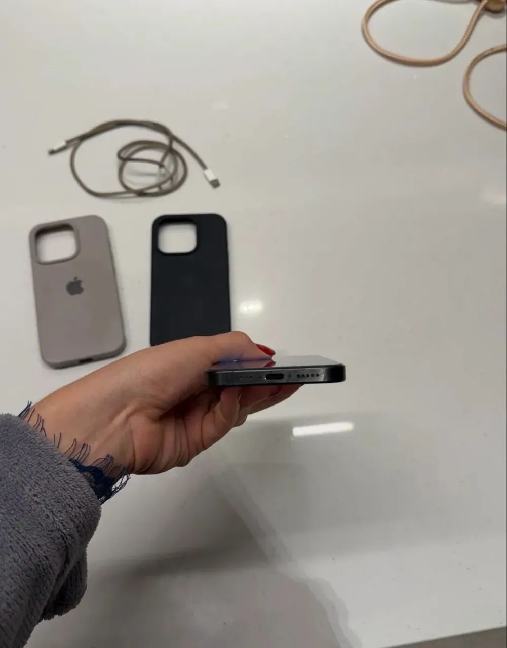 IPHONE 15 PRO - FUNCIONANDO PERFEITAMENTE - Foto 2