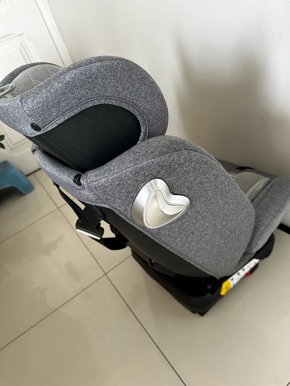 Cadeirinha de bebê para auto