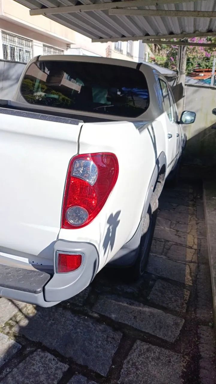Mitsubishi L200 2016