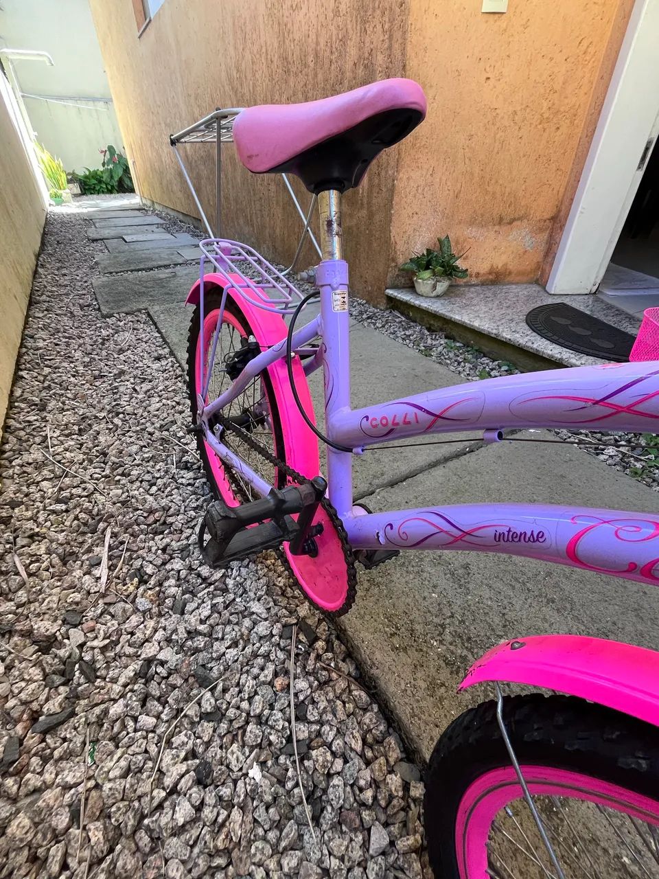 Bicicleta aro 20 menina - Foto 4