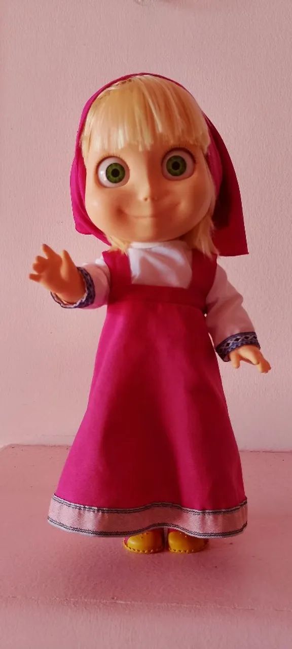 Boneca Masha que fala 7 frases. 34 cm - Foto 2
