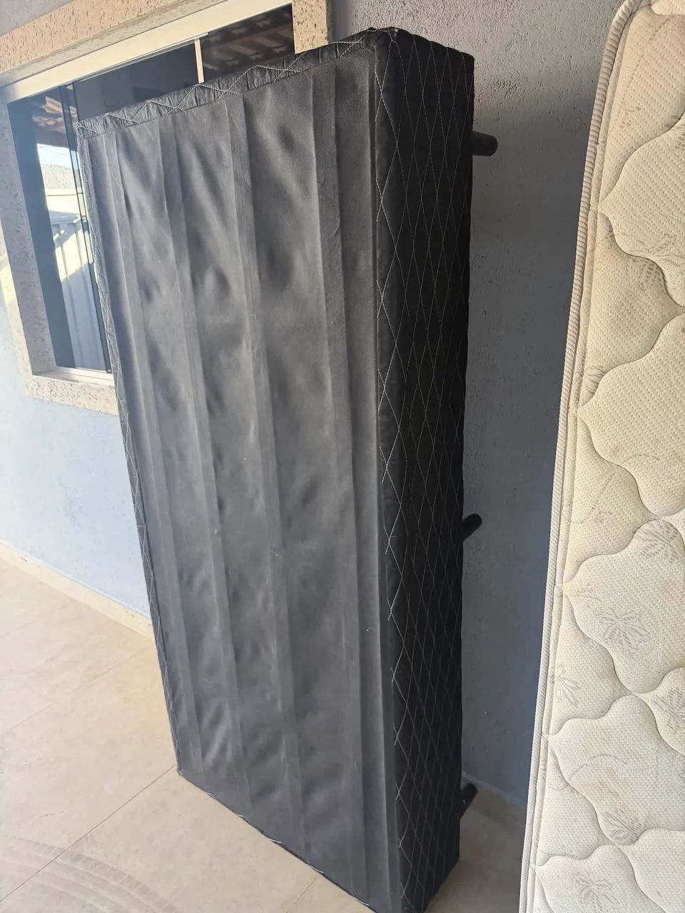 Vendo cama de solteiro Ortobom - Foto 3