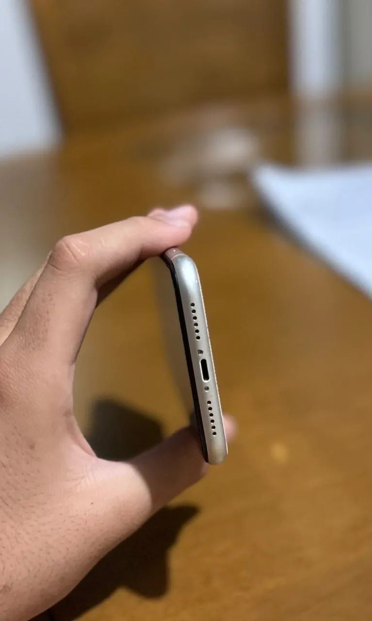 iphone 11 128gb branco em perfeito estado! - Foto 5