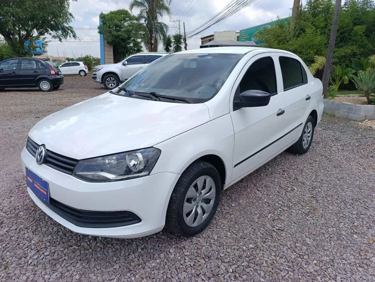 Volkswagen Voyage VOYAGE  Trendline 1.0 T.Flex 8V 4p 2016