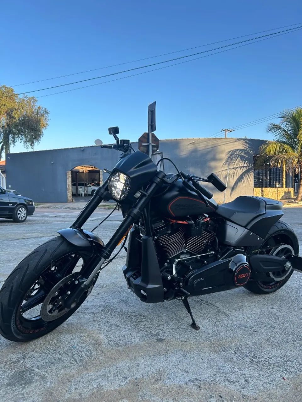 Harley Davidson FXDR 114 softail