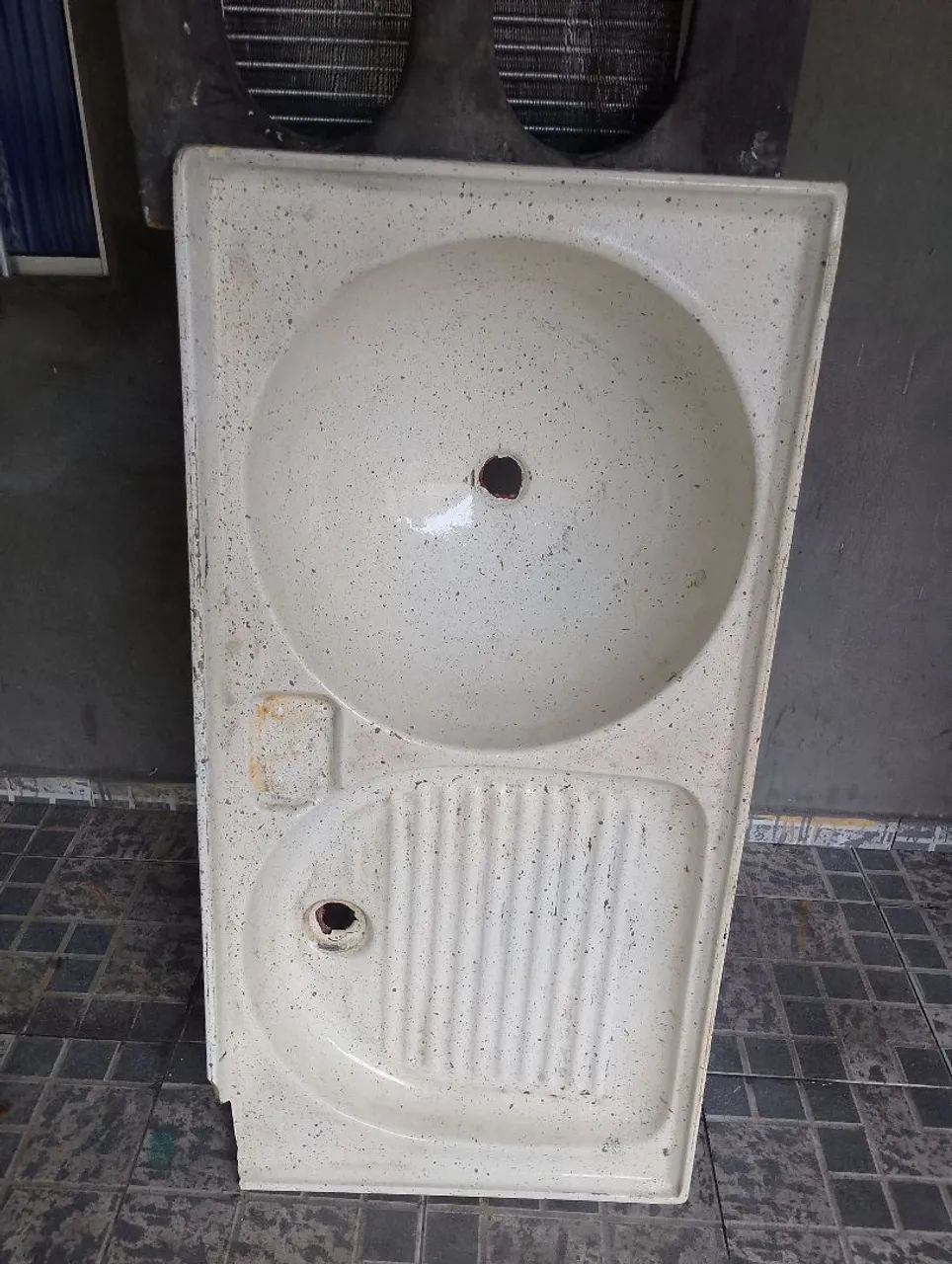 Tanque lavatório 