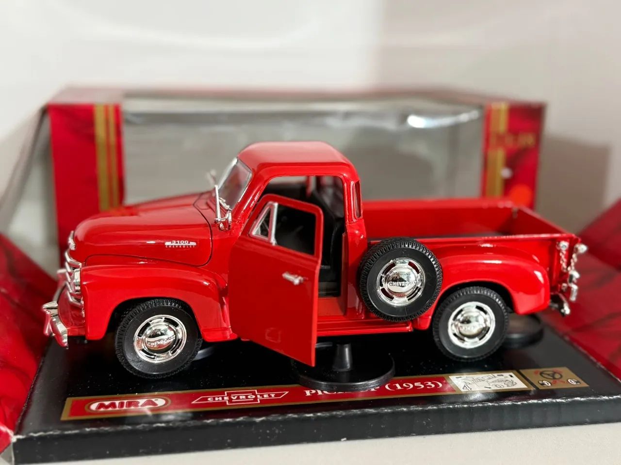 Miniatura Chevrolet Pick-up (1953) Escala 1/18 - Hobbies e