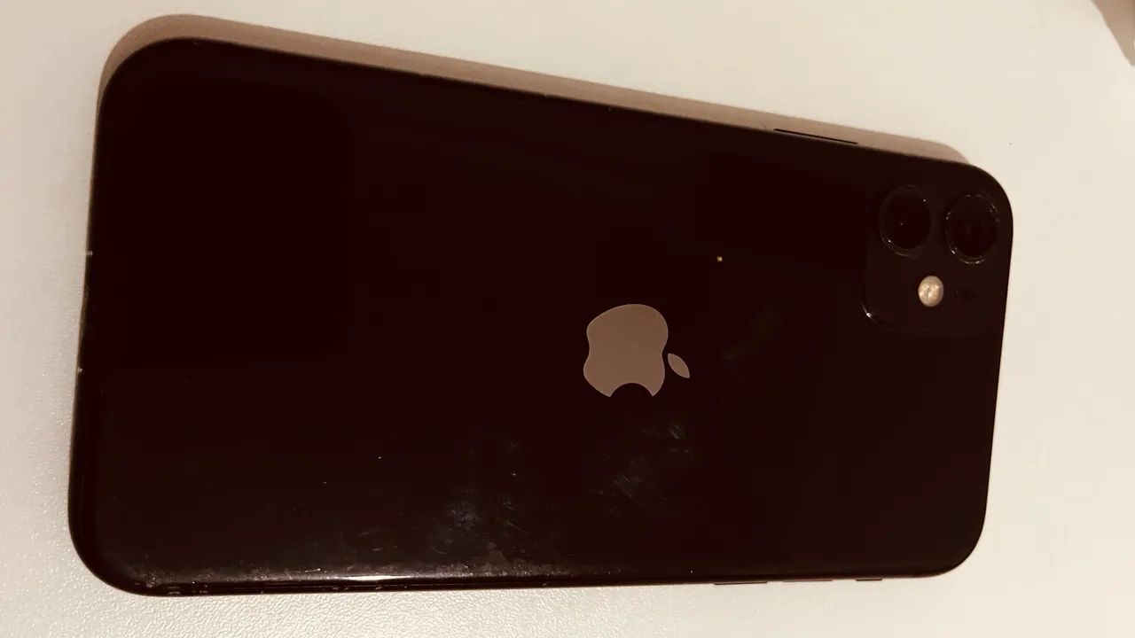 IPHONE 11( película do 13 Pro)