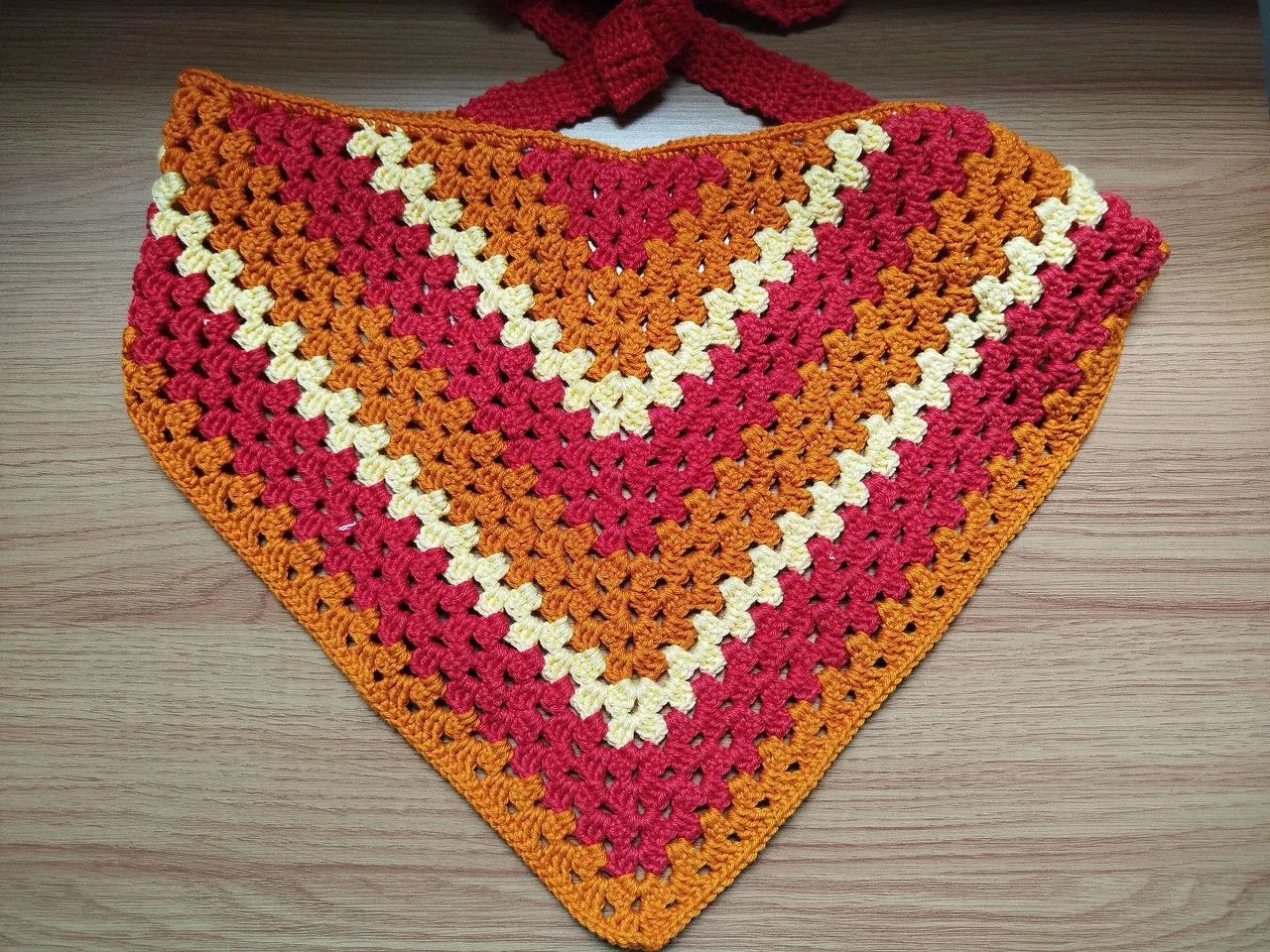 Bandana/top de crochê 