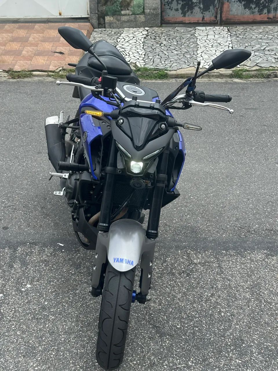 YAMAHA MT03 2021 - Foto 3