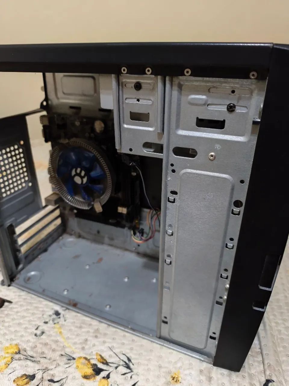 Gabinete Gamer com Placa Mãe junto - Foto 2