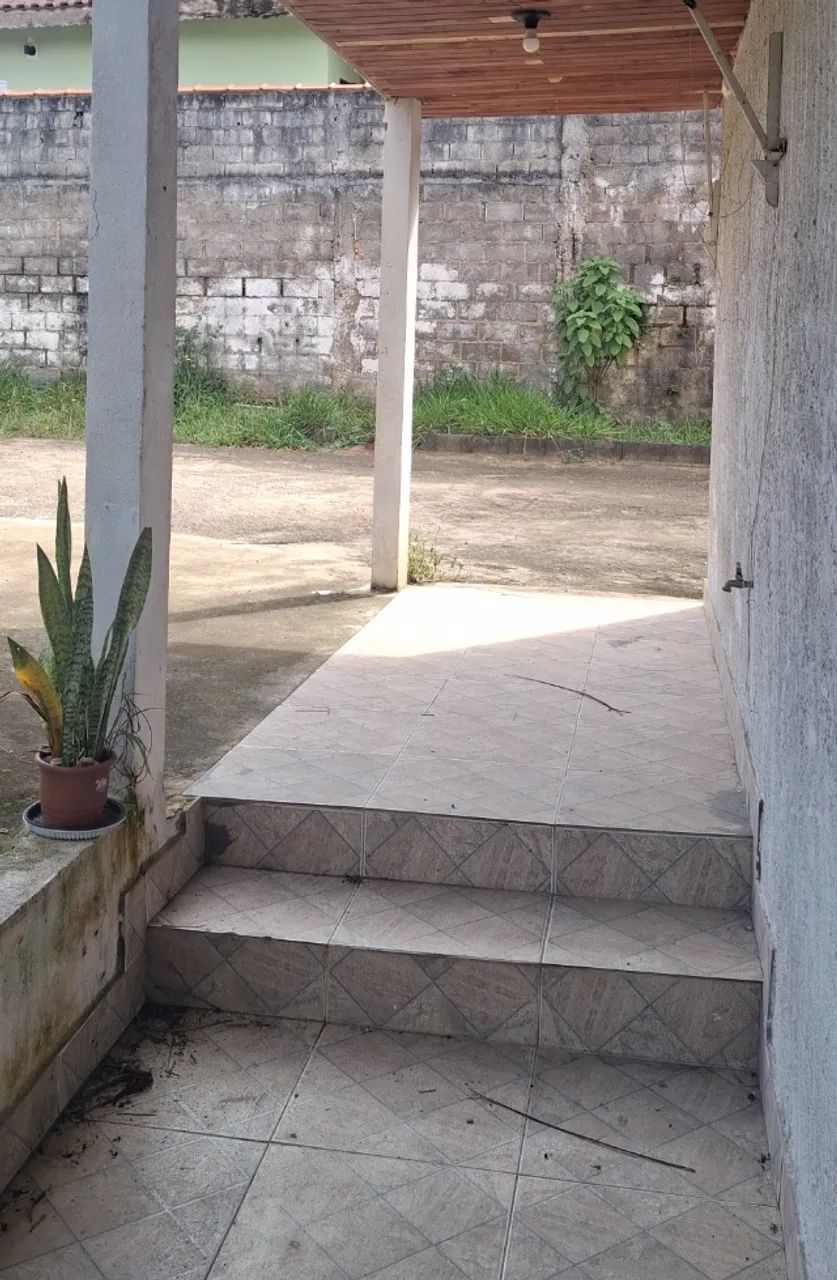 Aluga-se casa 100m2 e 2 quartos  - Foto 2