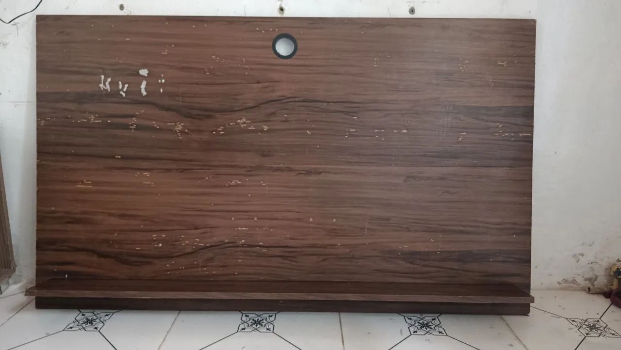 Painel para TV com prateleira - usado - Foto 2