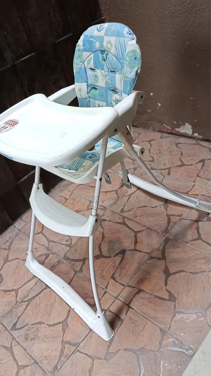 Cadeirinha de alimentação