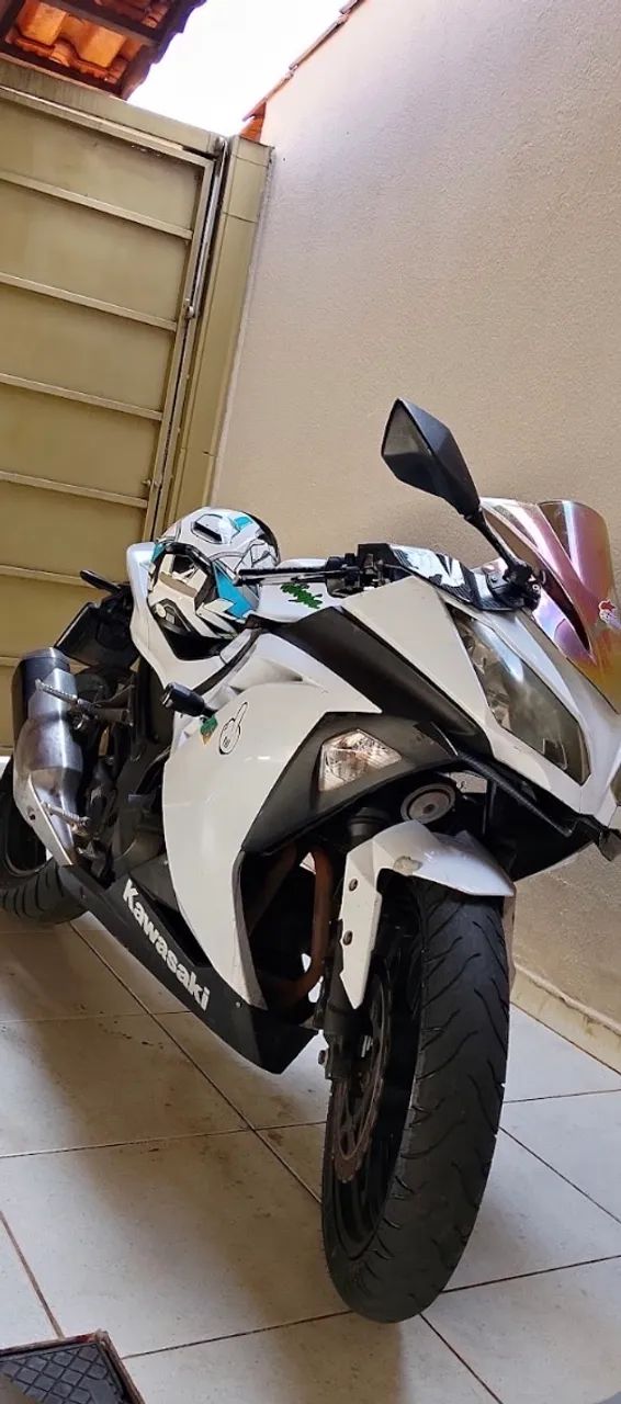 Ninja 300  - Foto 2
