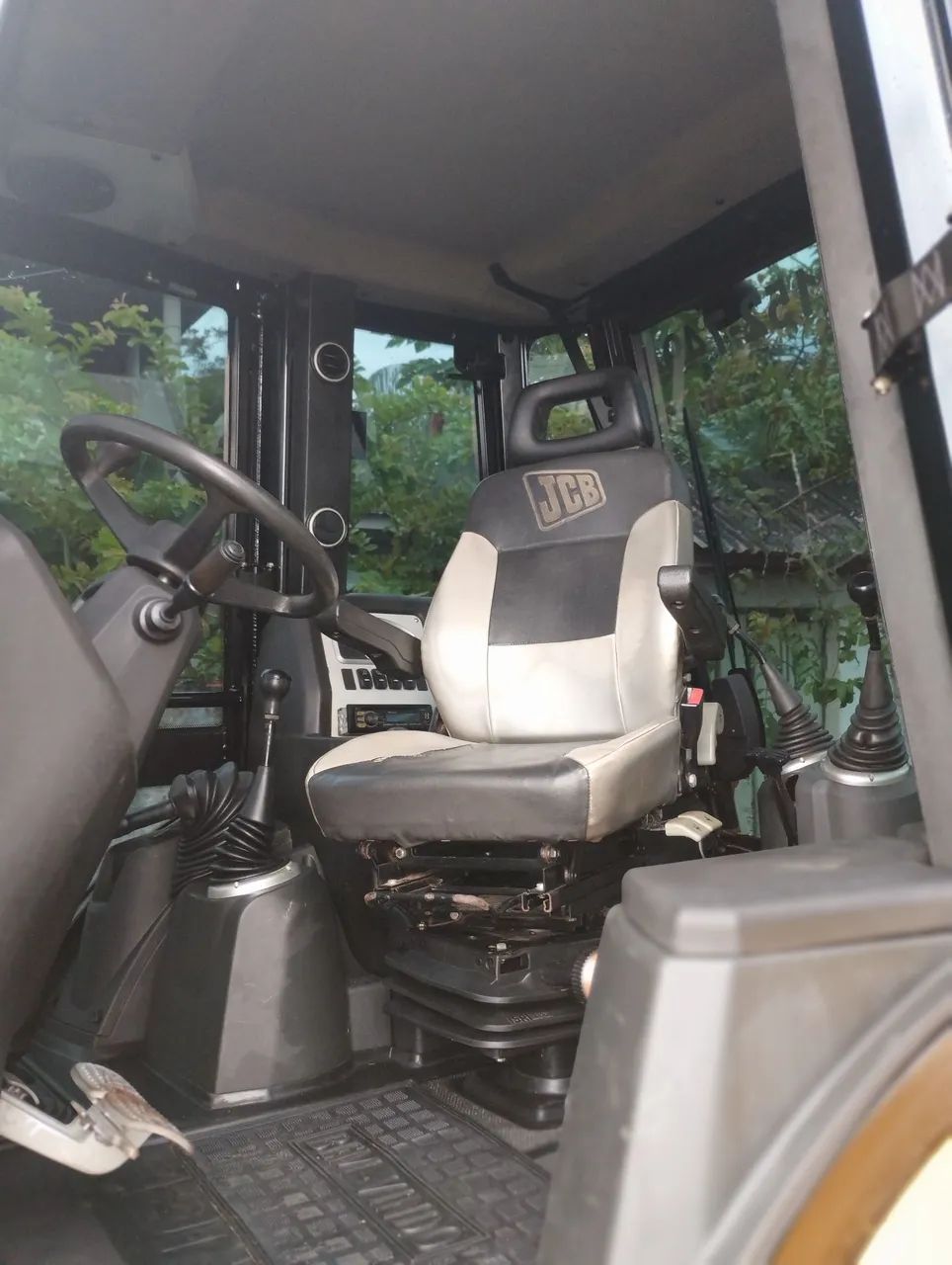 Retroescavadeira JCB 3cx ano 2021 4x4 - Foto 4