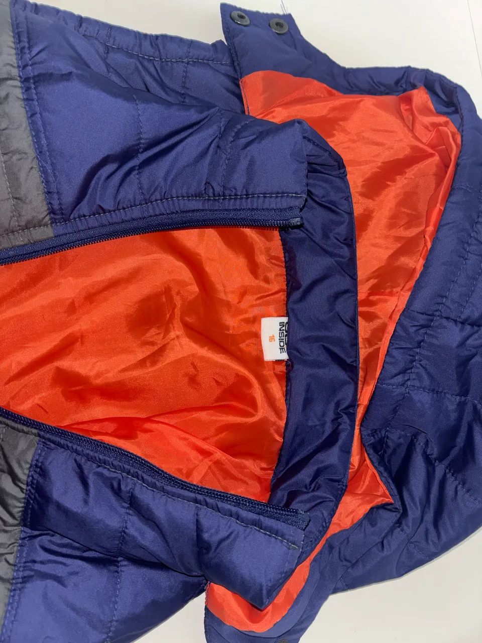 colete puffer (acolchoado) com capuz marca inside - Foto 5