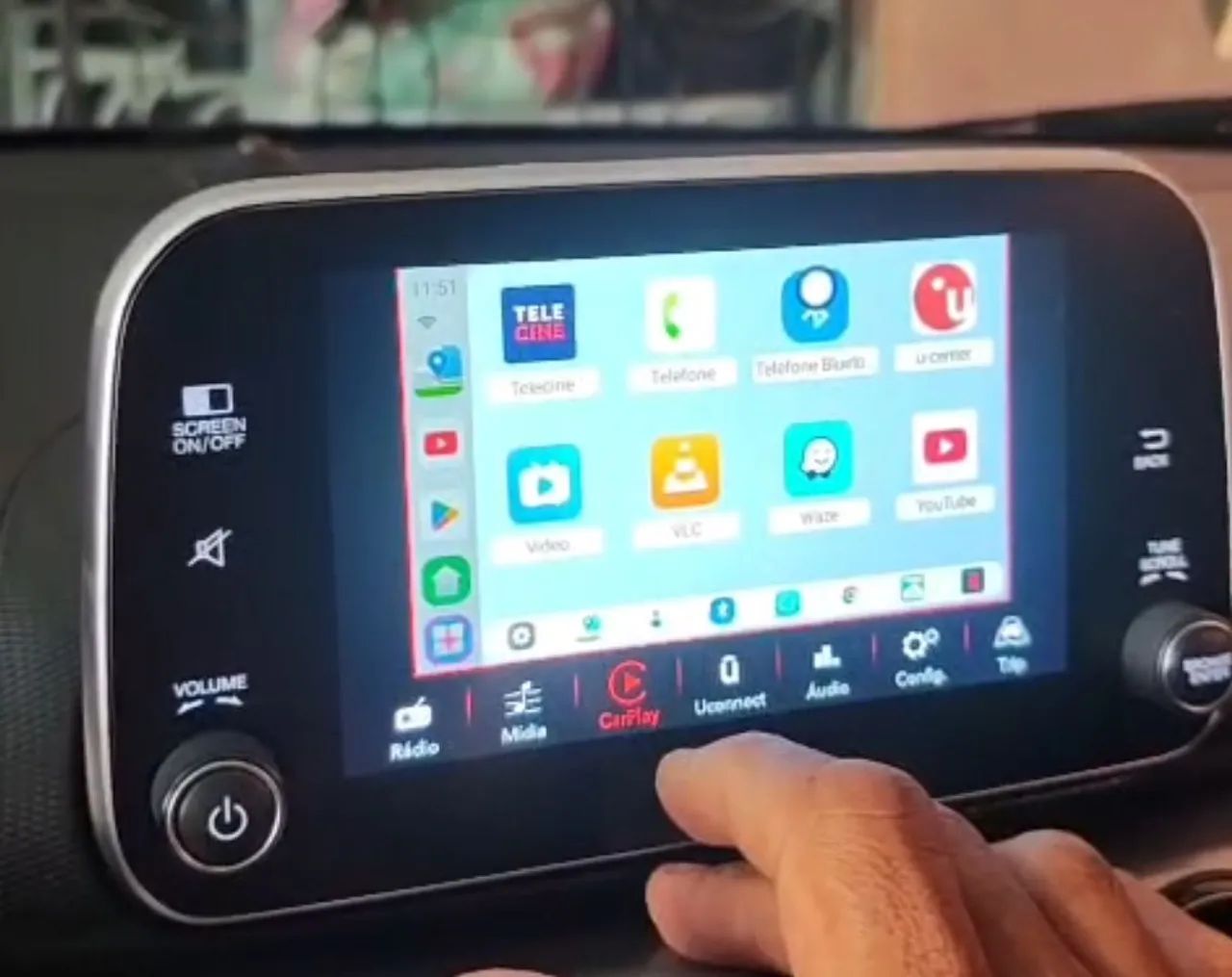 Smart box (transforma sua multimídia em tv smart com YouTube, Netflix, GPS e mais......... - Foto 4