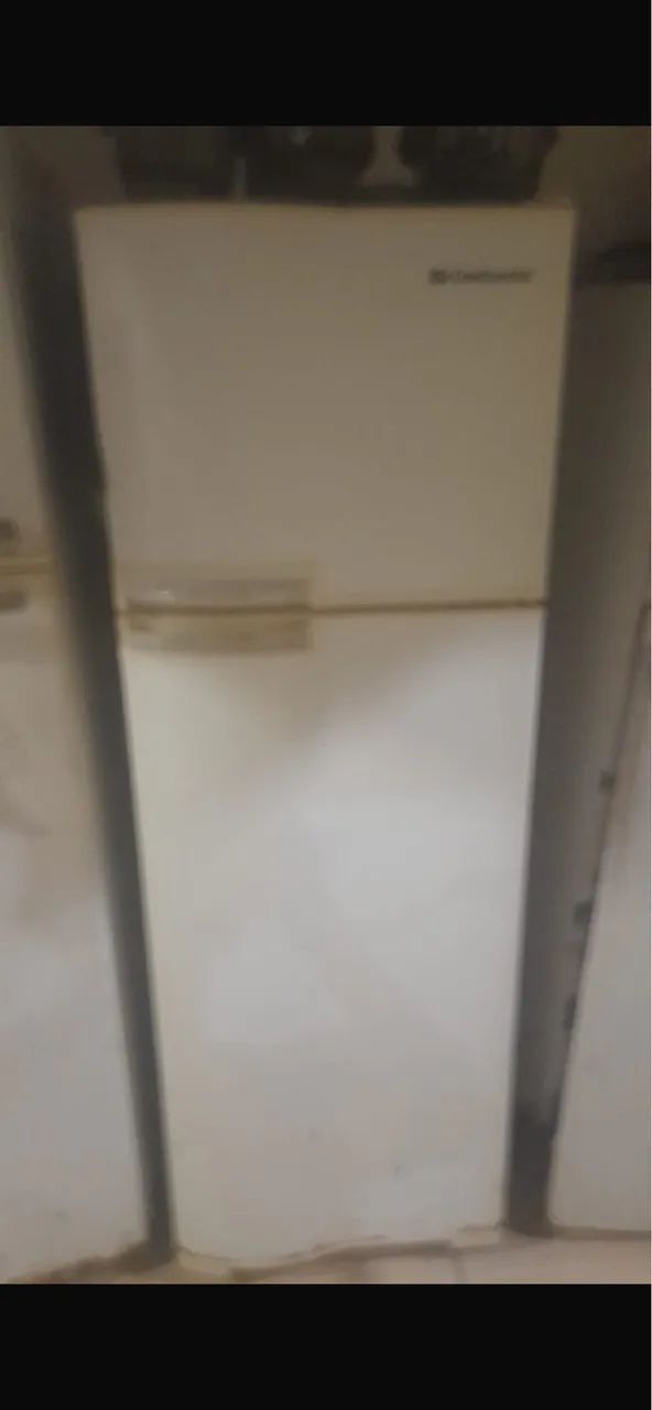 Vendo geladeira 