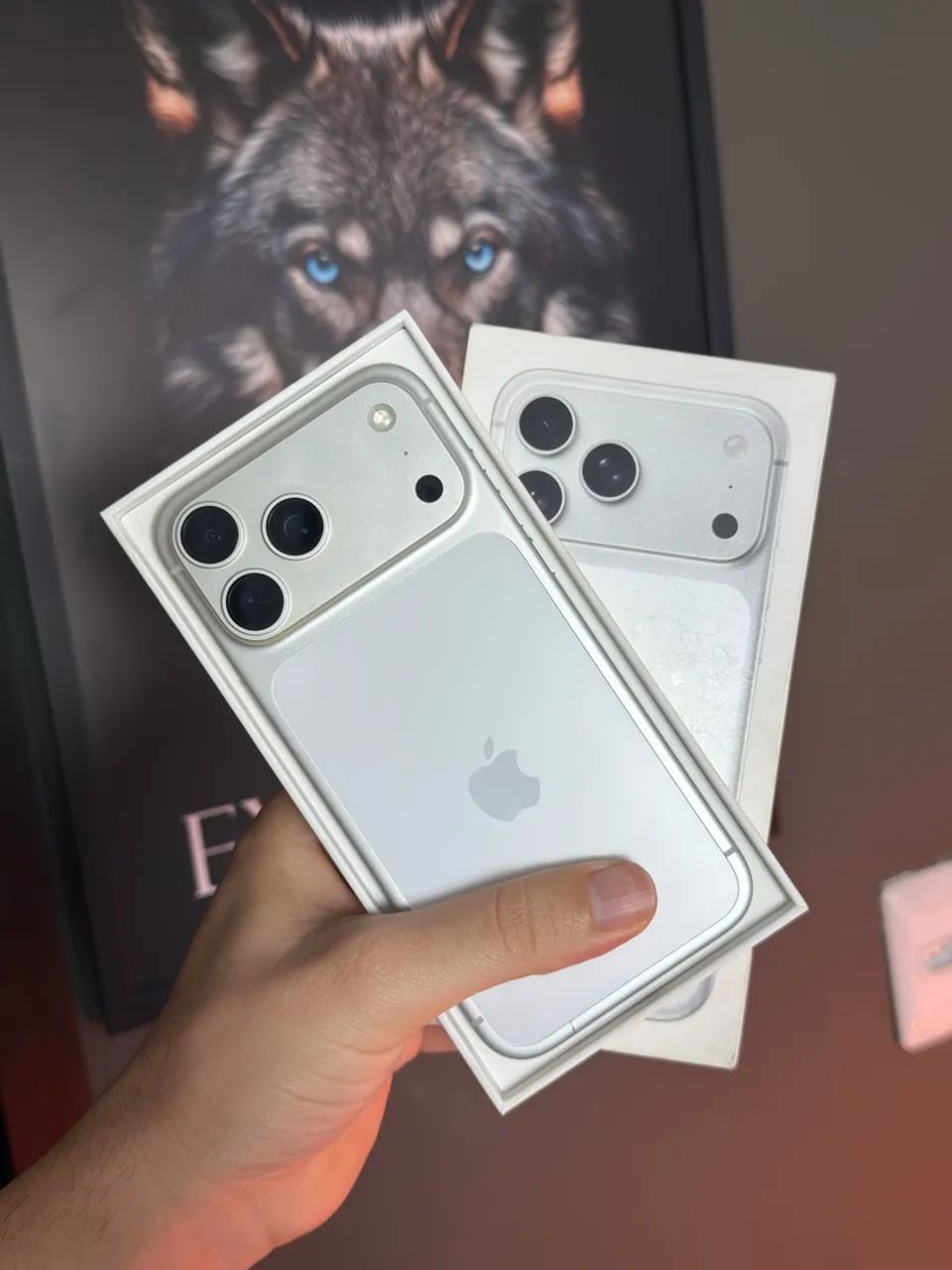 iPhone 17 Pro  Max branco com caixa  - Foto 2