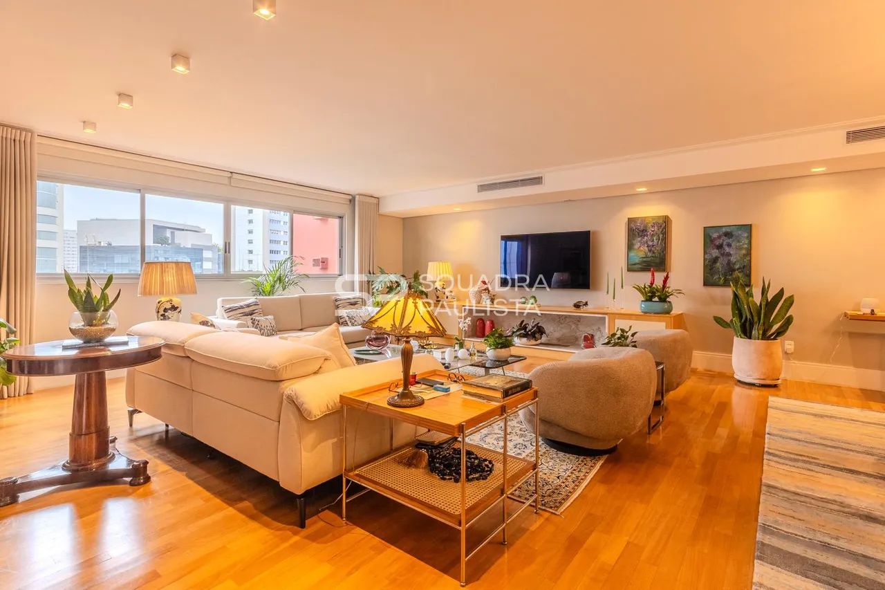 Apartamento com 240.0 m², à venda no bairro Itaim Bibi. - Foto 2