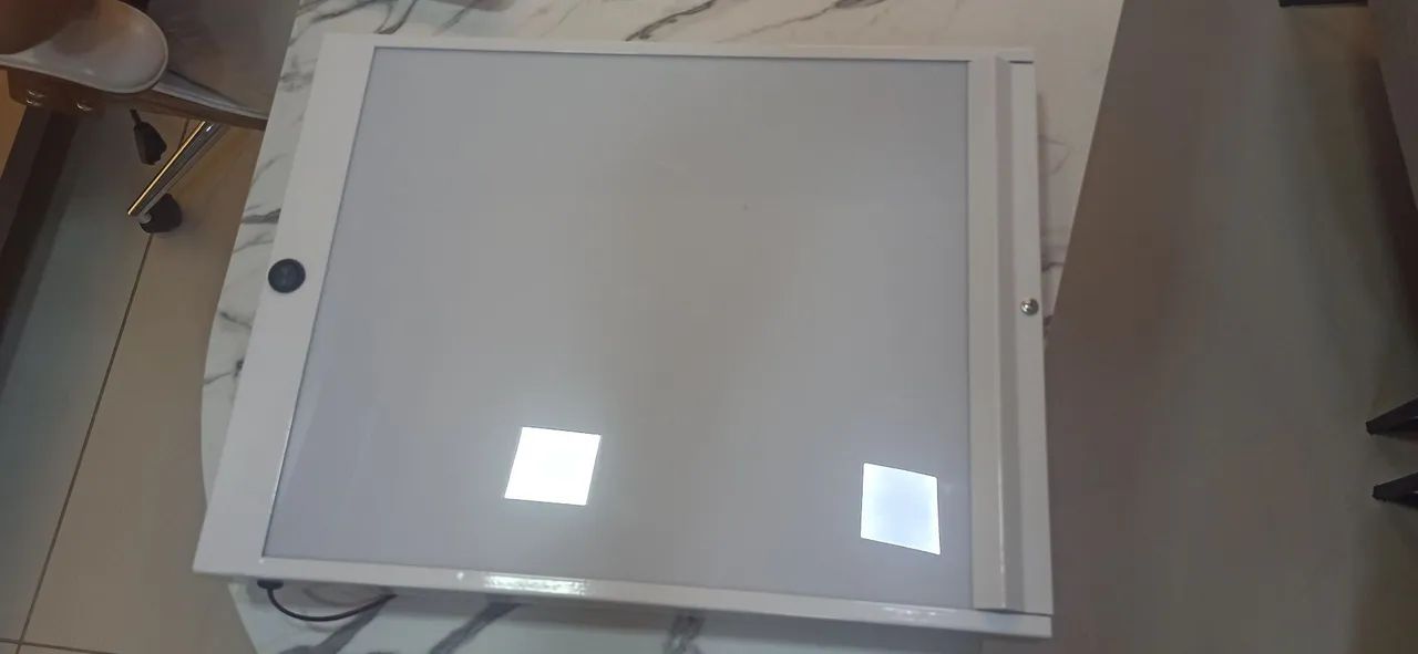 Negatoscópio de 1 Corpo de Parede led bivolt