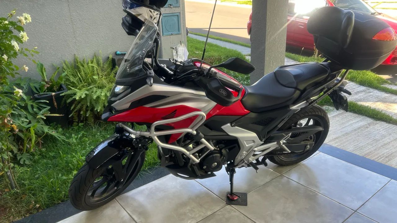 NC 750x