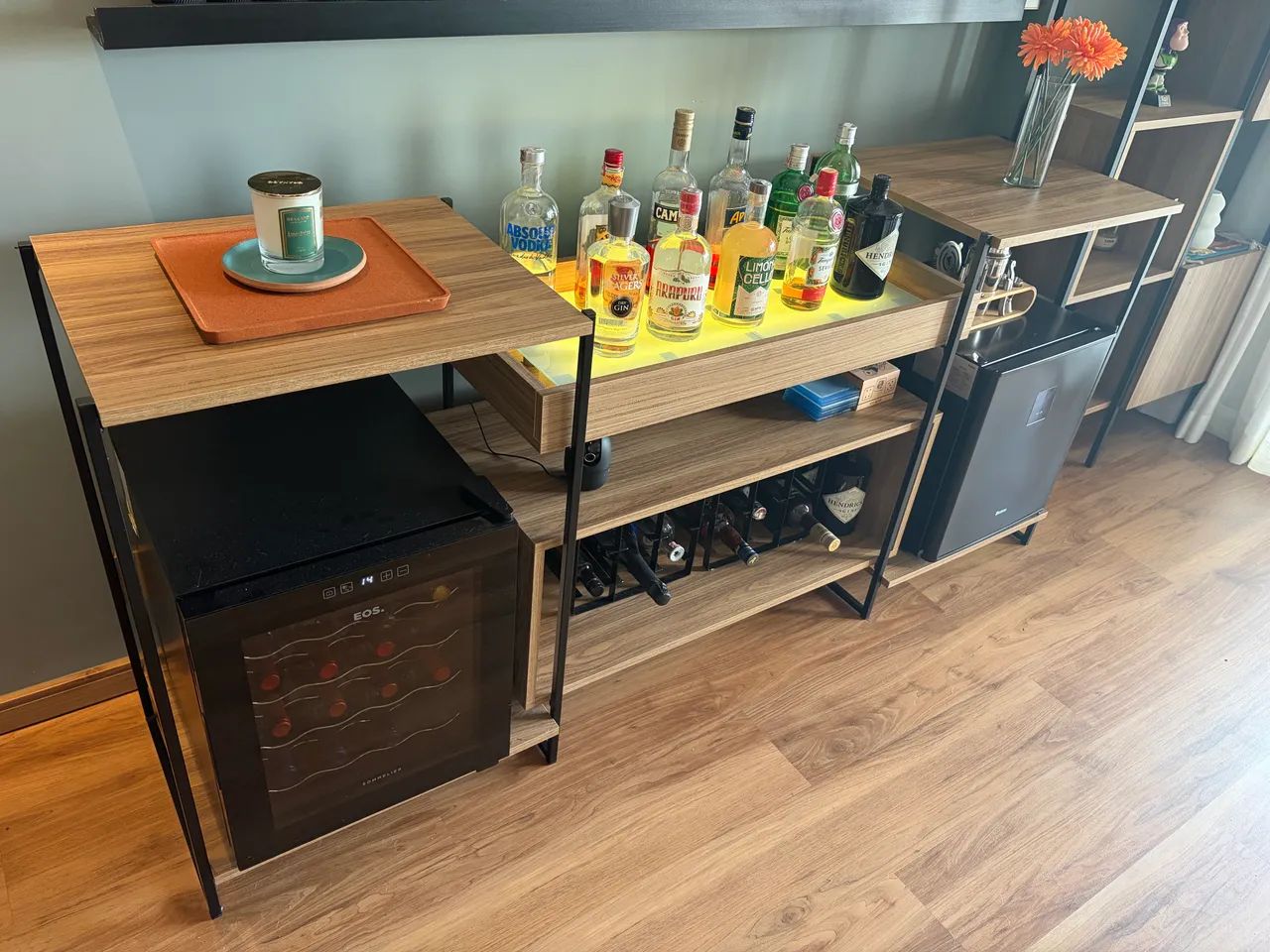Aparador / Buffet / Bar Metal e Madeira