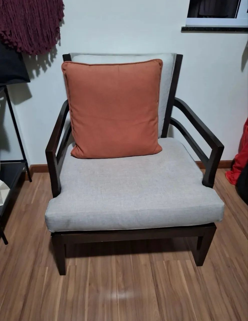 Poltrona Apolo madeira maciça  - Foto 4