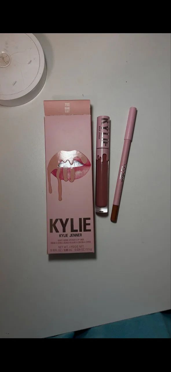 Lip Combo Kylie Jenner cor 700