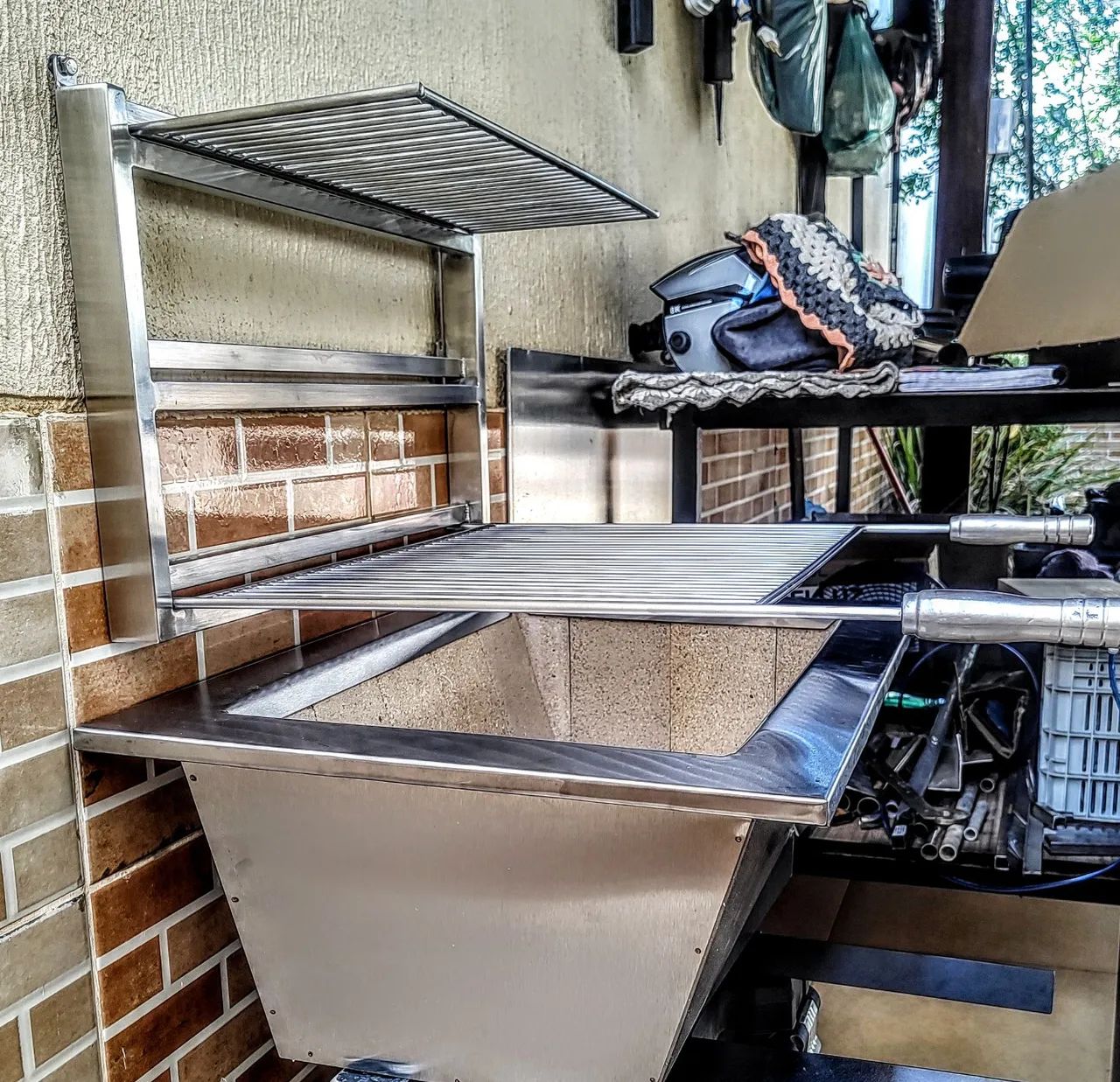Churrasqueira com braseiro em inox - Foto 3