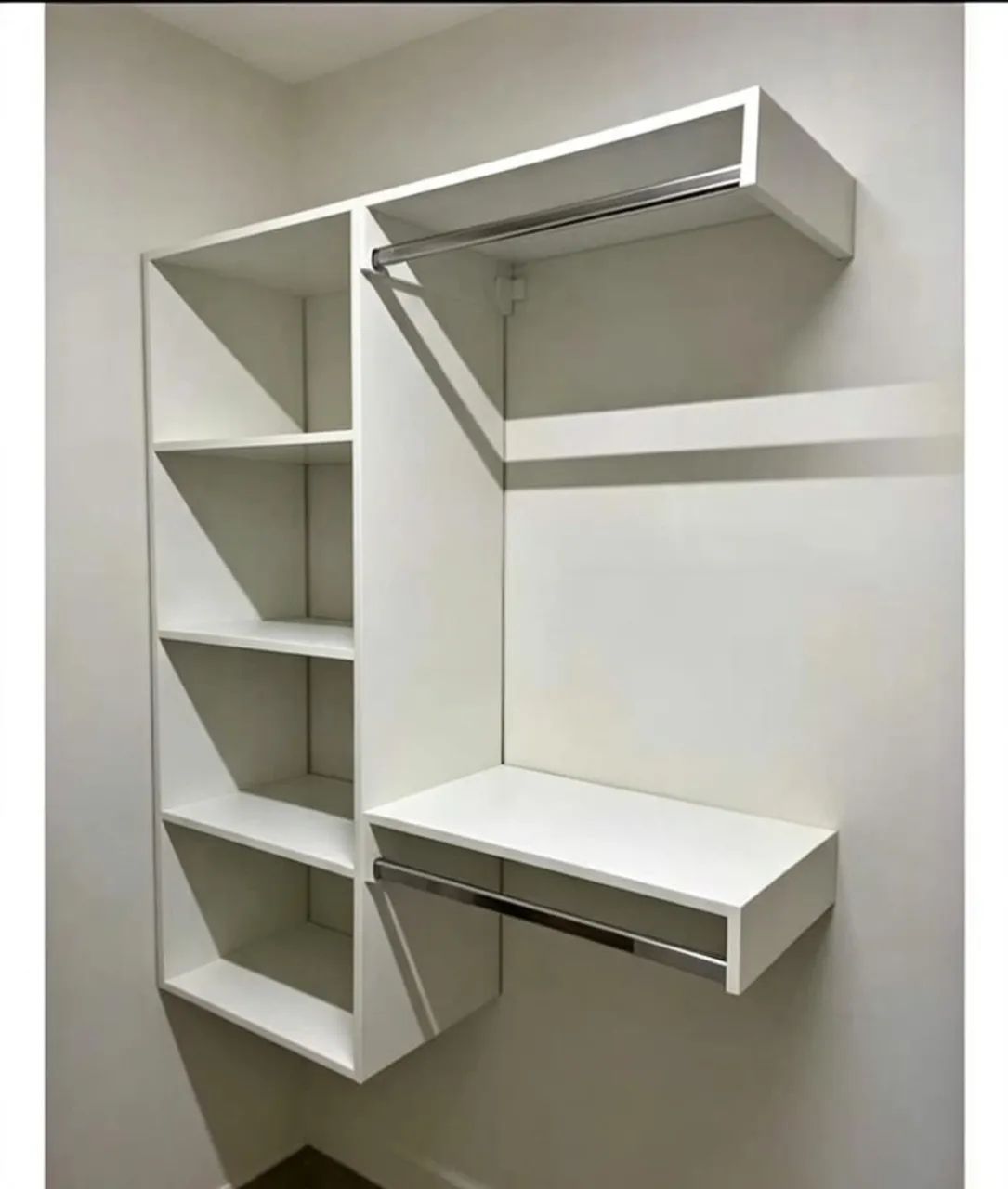 ? Mini Closet Suspenso
