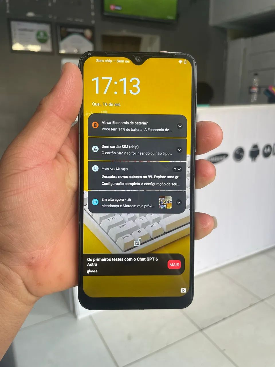 Moto E13 