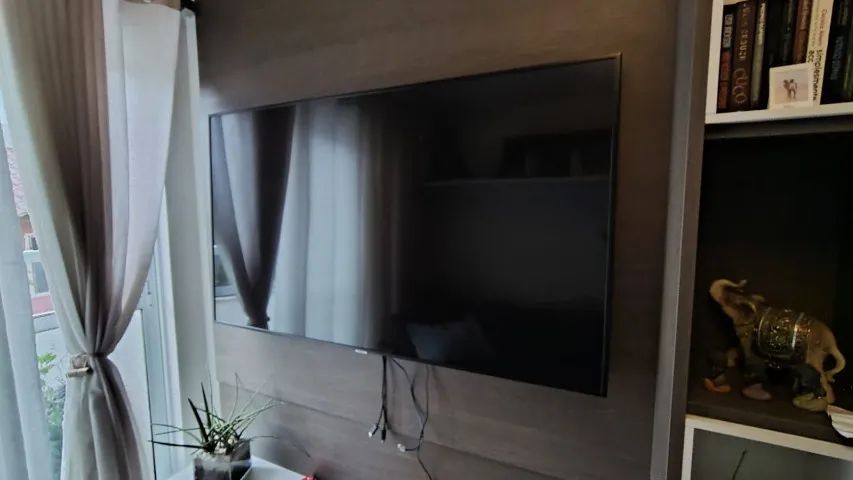 Samsung Smart TV 65" 4K - UN65NU7100 - Com defeito