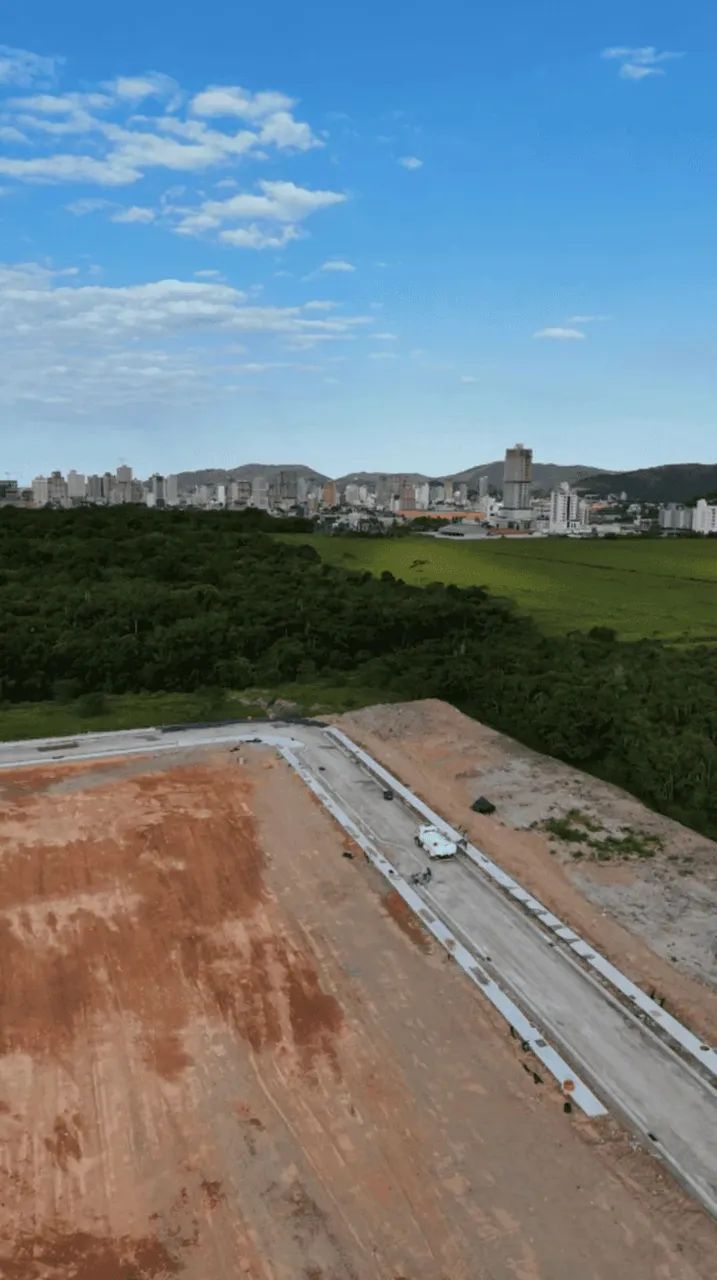 Terreno Exclusivo no Vivapark: Espaço, Localização e Valorização Garantida! - Foto 3
