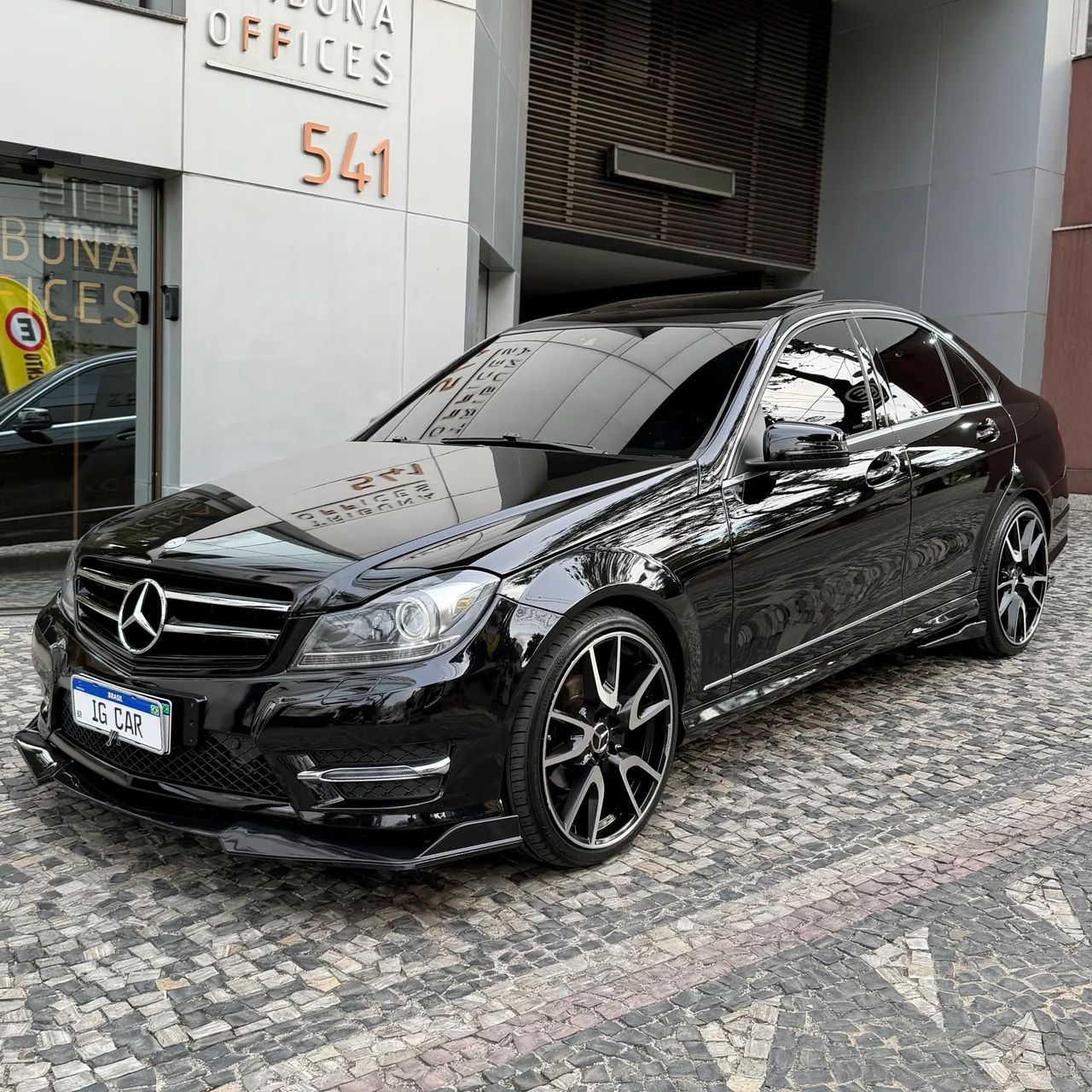 Mercedes-Benz C-200 CGI Avantgarde 1.8 16V 184cv Aut. 2013