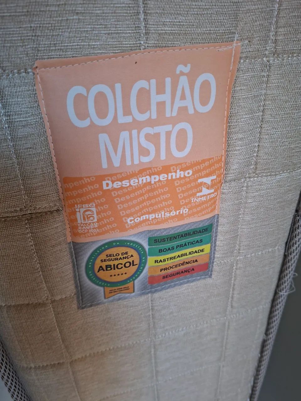 Vendo Colchão Queem semi novo  - Foto 2