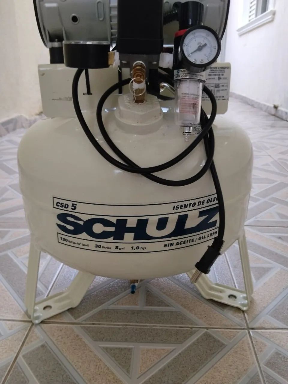 Compressor odontológico Schulz 30 litros 220V - Foto 5