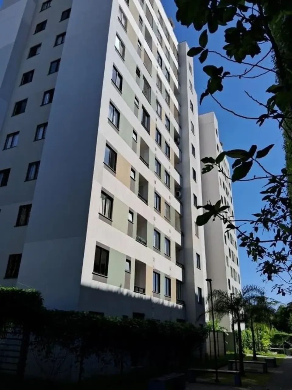 APARTAMENTO SEMI MOBILIADO C/ DOIS DORMITORIOS