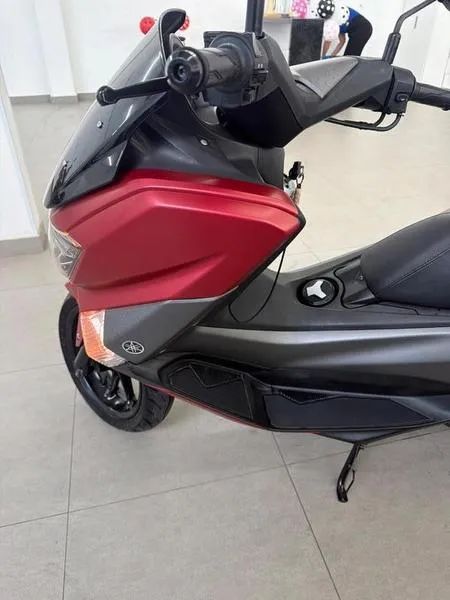 YAMAHA NMAX 2019 - Foto 4