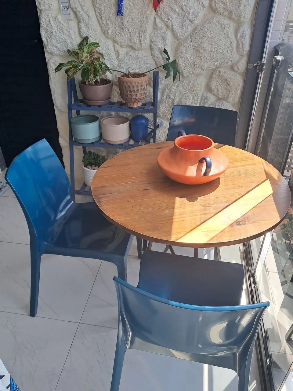 Mesa linda com 4 cadeiras!! Imperdivel!!! - Foto 3