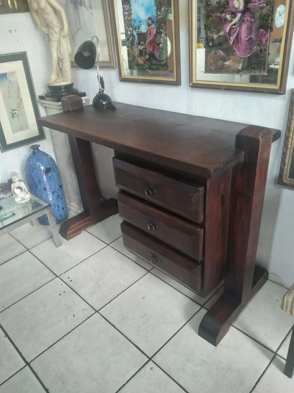 Mesa escrivaninha com 03 gavetas - Foto 3