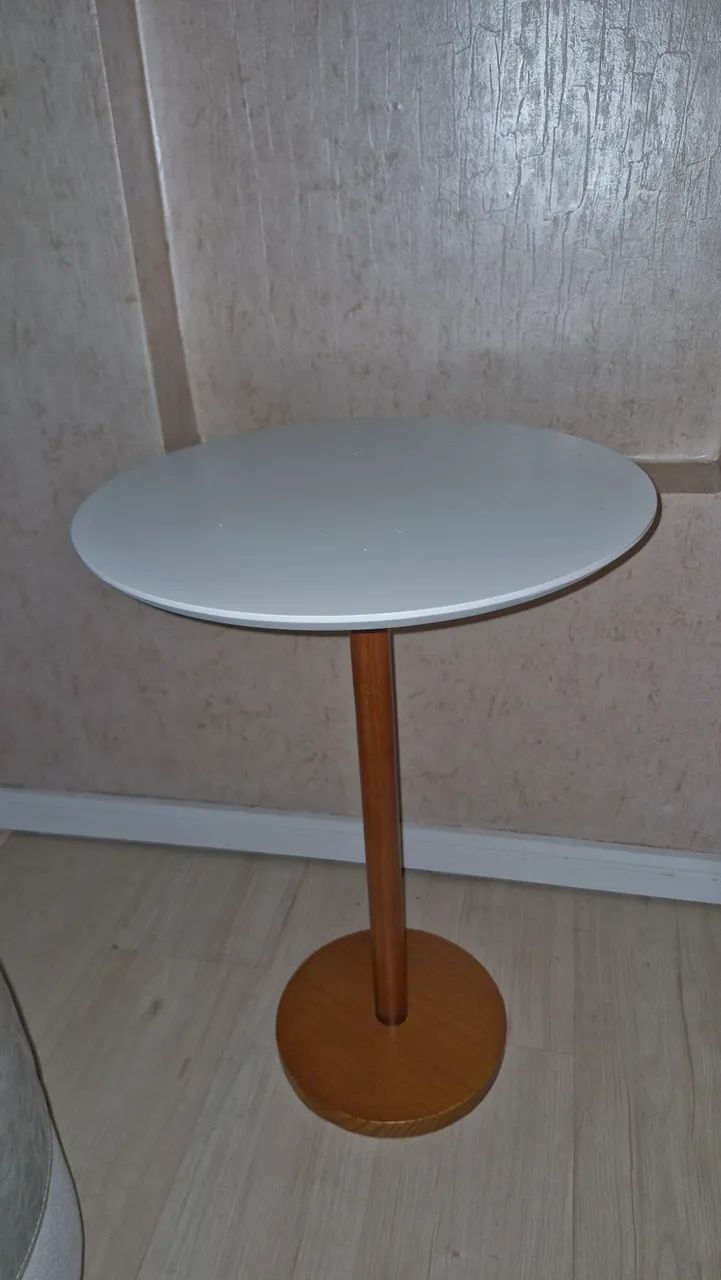 Mesa lateral base cilíndrica - Foto 2